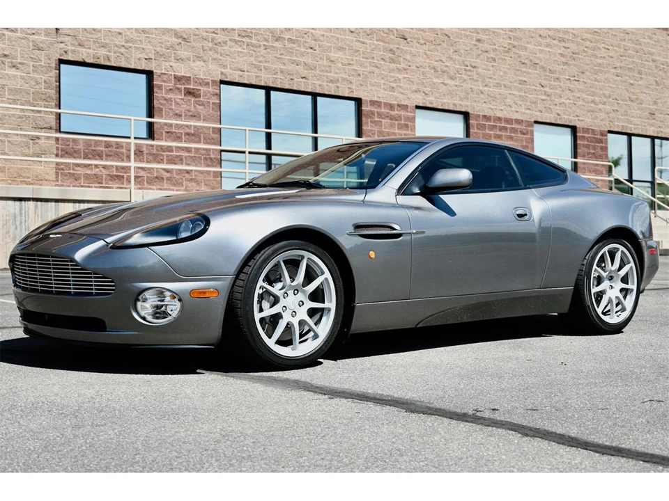 2004 Aston Martin Vanquish 1st Gen - Image 7 of 31