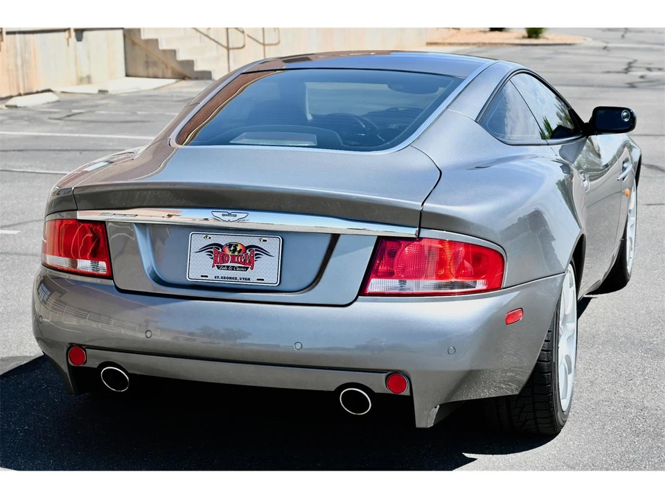 2004 Aston Martin Vanquish 1st Gen - Image 19 of 31