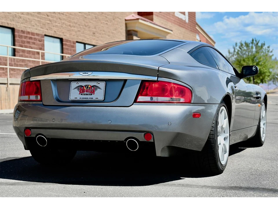 2004 Aston Martin Vanquish 1st Gen - Image 20 of 31