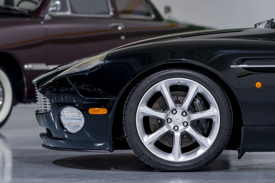 2004 Aston Martin Vanquish 1st Gen - Image 16 of 31