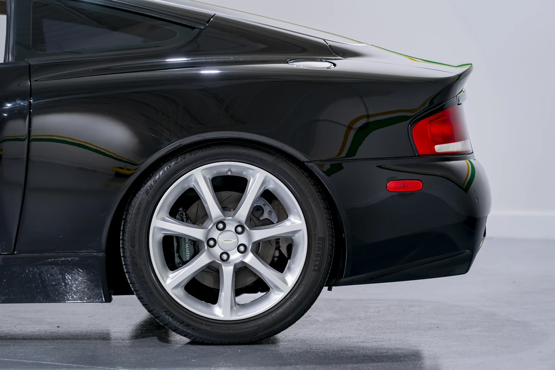 2004 Aston Martin Vanquish 1st Gen - Image 20 of 31