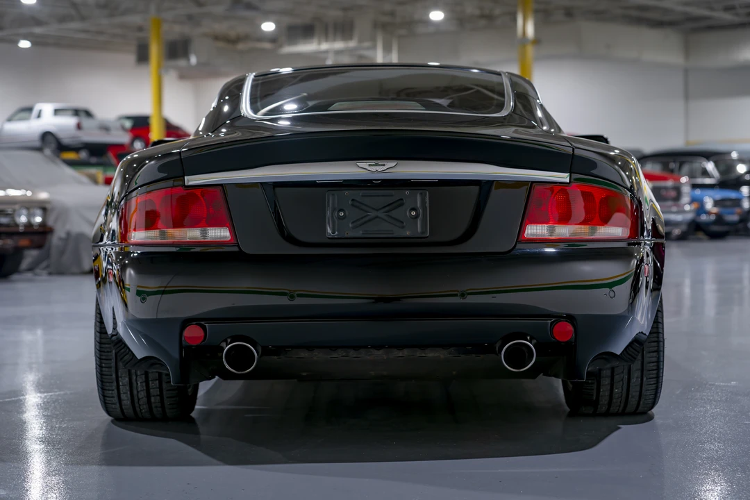 2004 Aston Martin Vanquish 1st Gen - Image 10 of 31