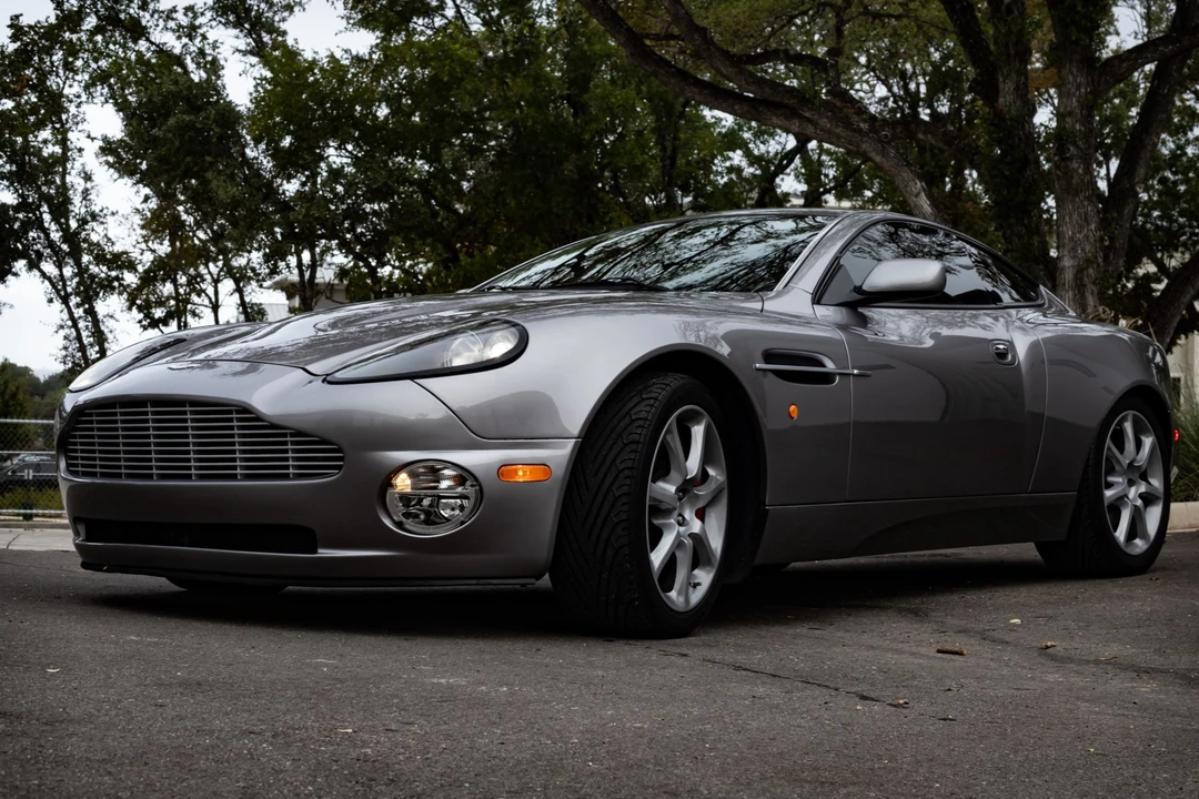 2004 Aston Martin Vanquish 1st Gen - Image 7 of 31