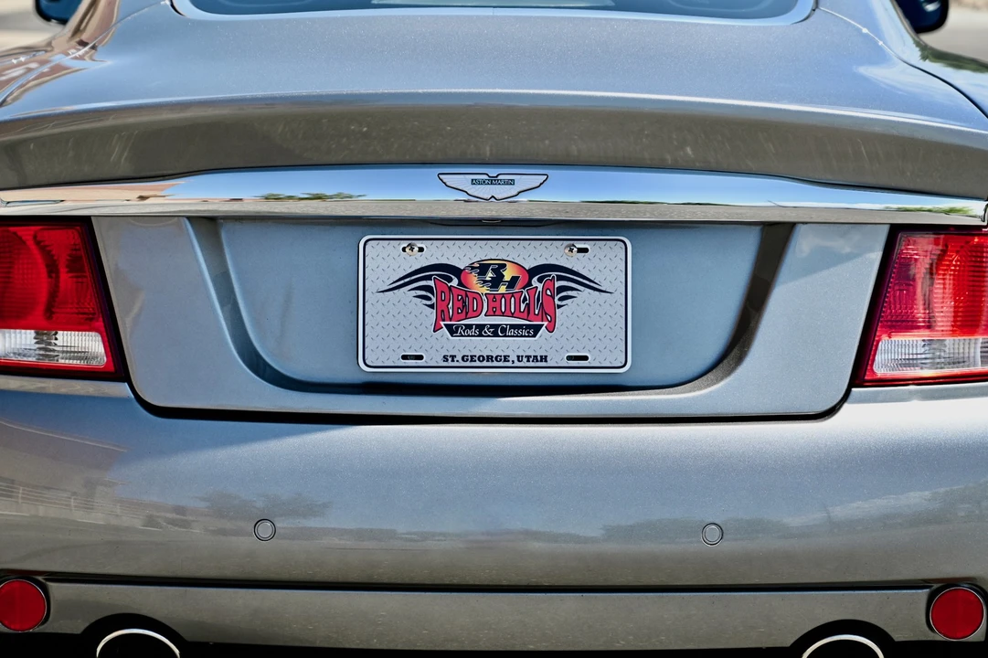 2004 Aston Martin Vanquish 1st Gen - Image 18 of 31