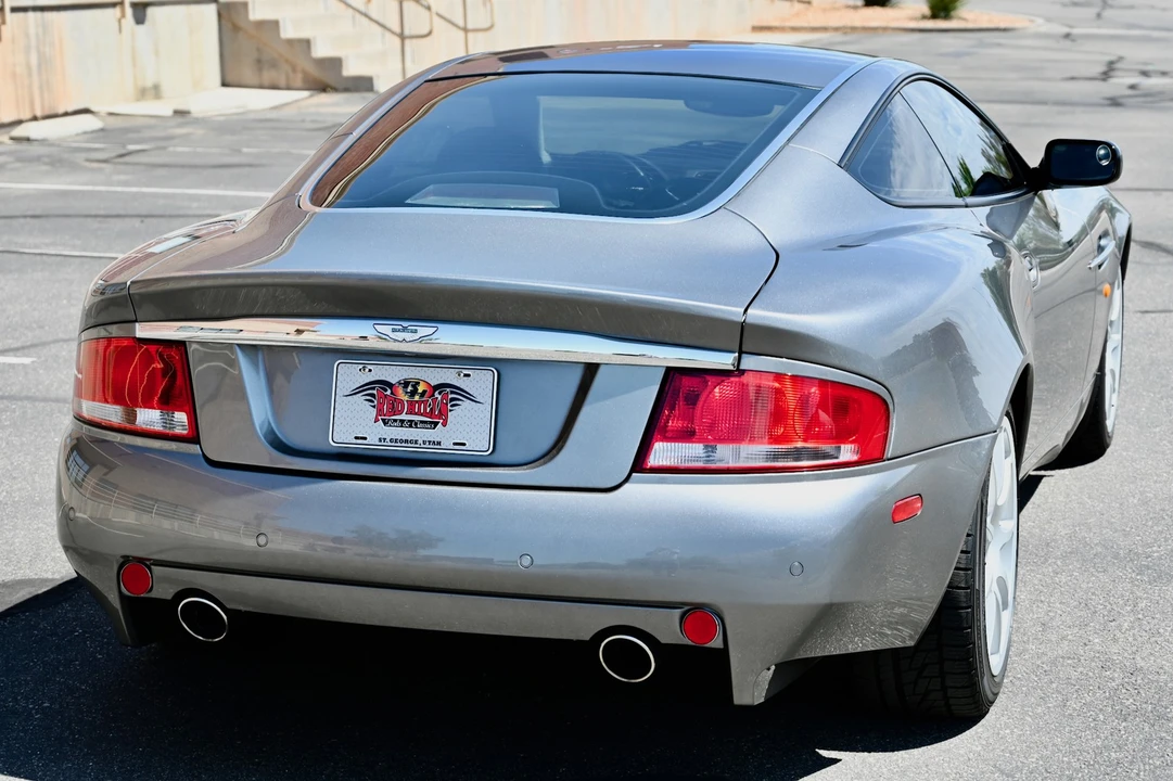 2004 Aston Martin Vanquish 1st Gen - Image 19 of 31