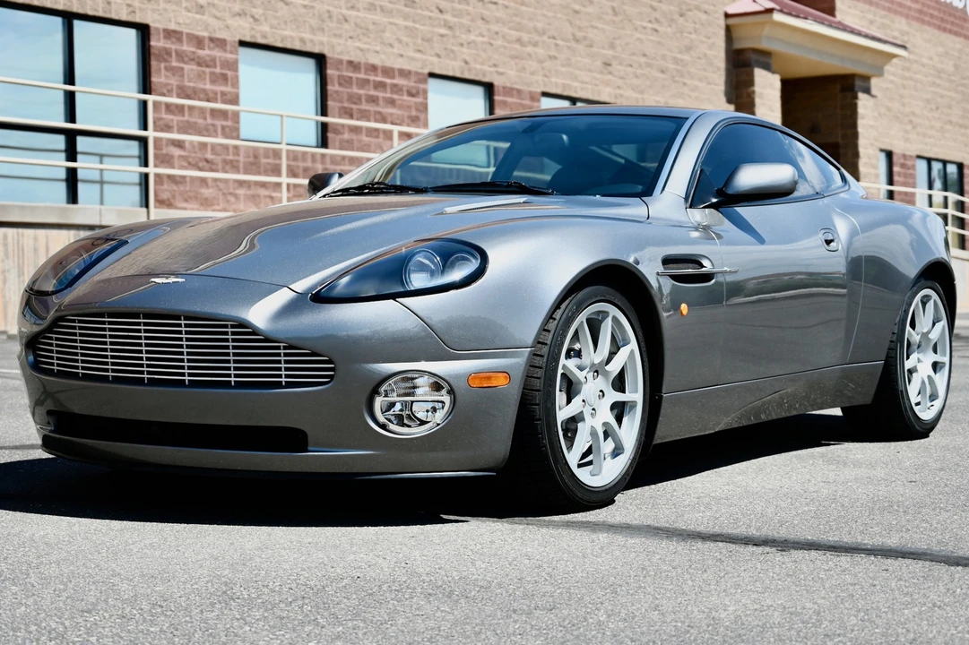2004 Aston Martin Vanquish 1st Gen - Image 5 of 31