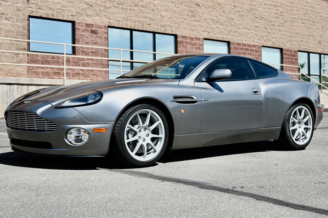 2004 Aston Martin Vanquish 1st Gen - Image 7 of 31