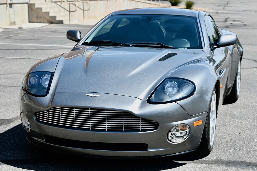 2004 Aston Martin Vanquish 1st Gen - Image 2 of 31