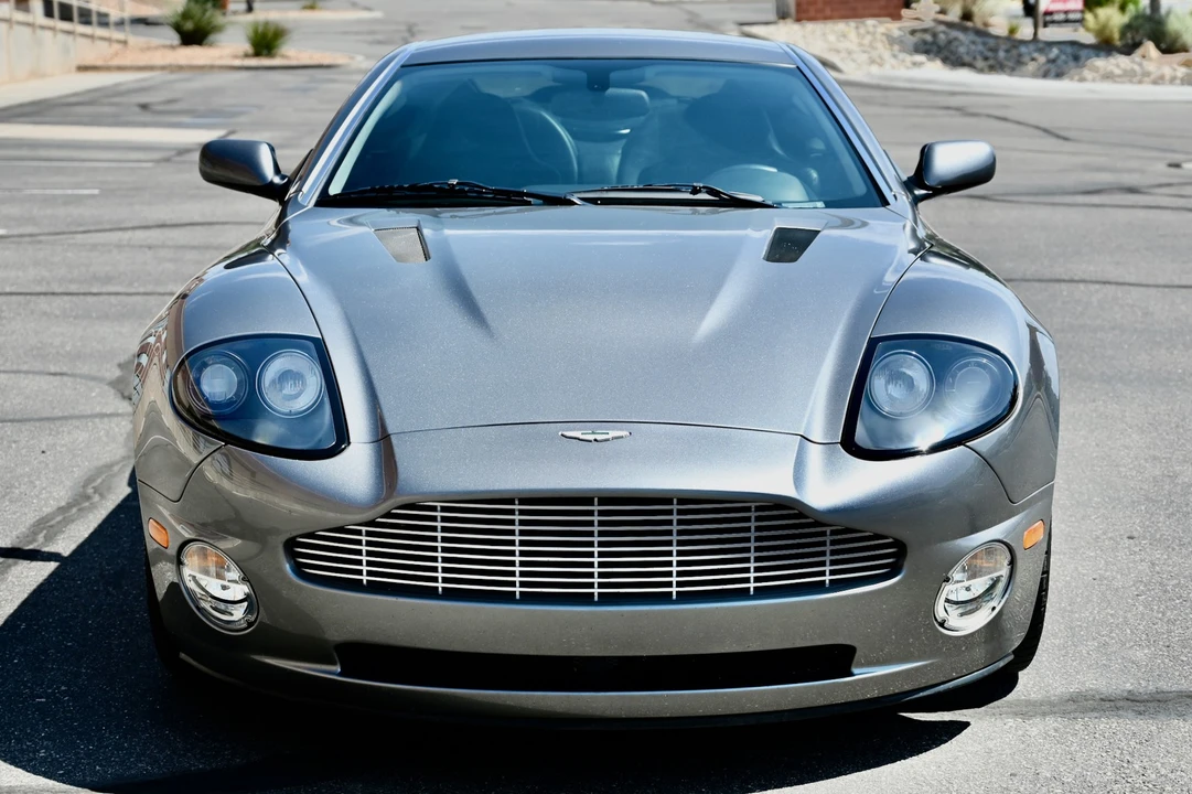 2004 Aston Martin Vanquish 1st Gen - Image 31 of 31