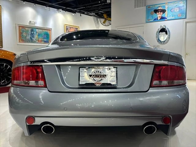 2004 Aston Martin Vanquish 1st Gen - Image 14 of 31