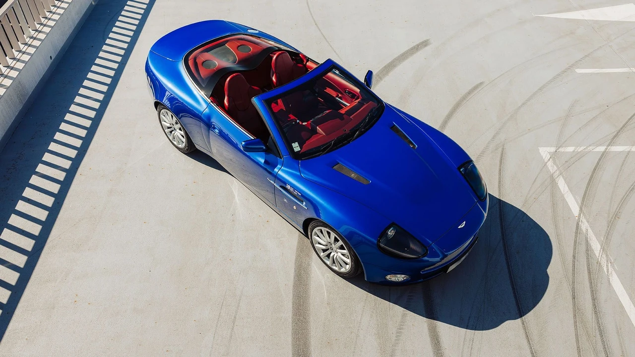 2004 Aston Martin Vanquish 1st Gen - Image 22 of 31