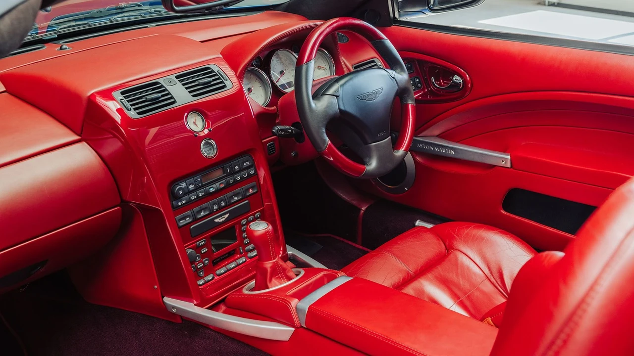 2004 Aston Martin Vanquish 1st Gen - Image 7 of 31