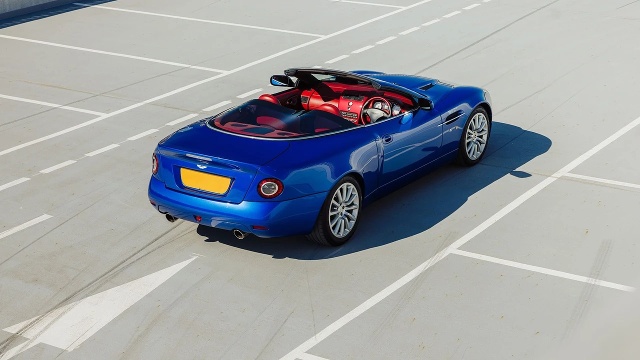2004 Aston Martin Vanquish 1st Gen - Image 25 of 31
