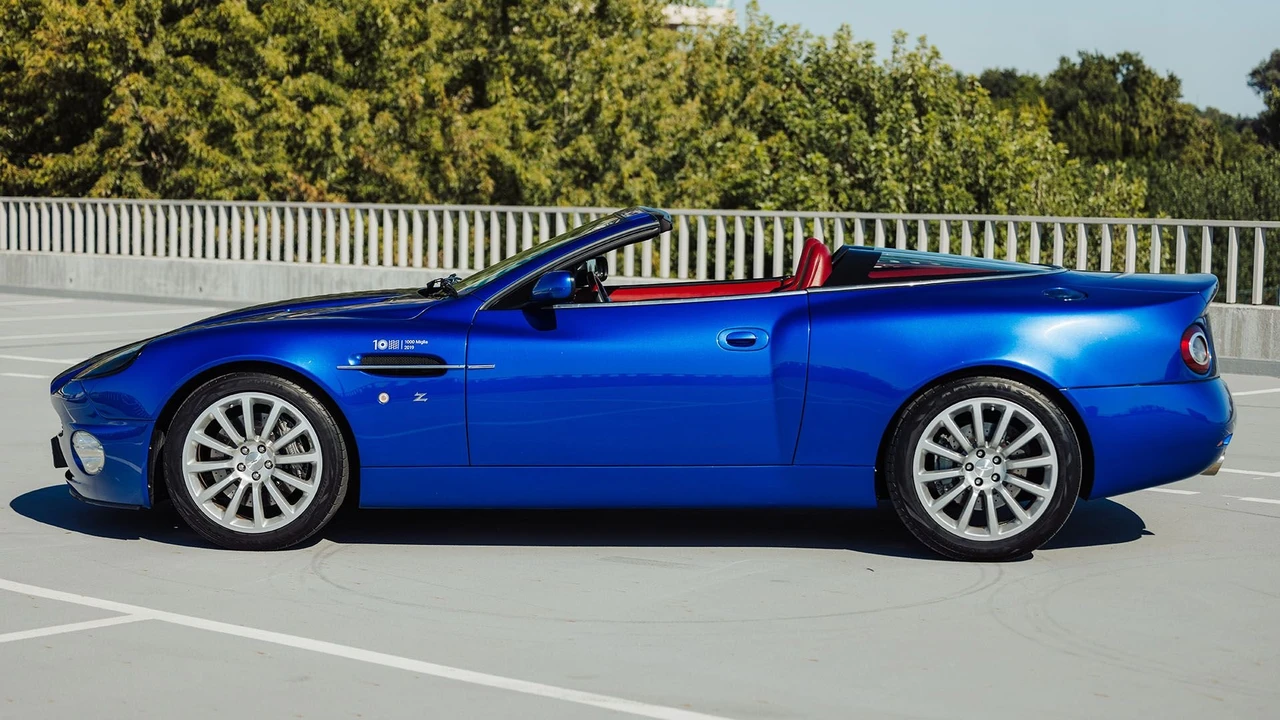 2004 Aston Martin Vanquish 1st Gen - Image 16 of 31
