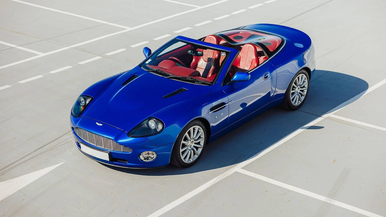 2004 Aston Martin Vanquish 1st Gen - Image 23 of 31