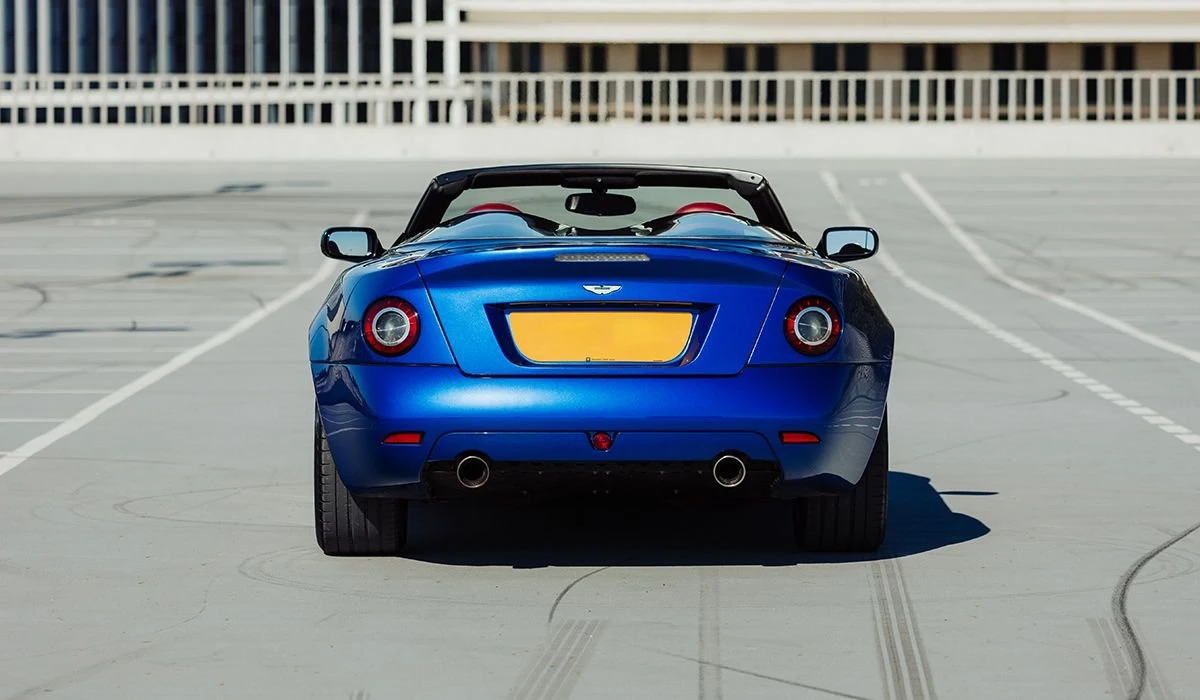 2004 Aston Martin Vanquish 1st Gen - Image 28 of 31