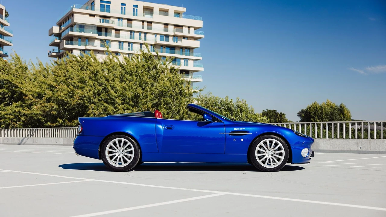 2004 Aston Martin Vanquish 1st Gen - Image 12 of 31