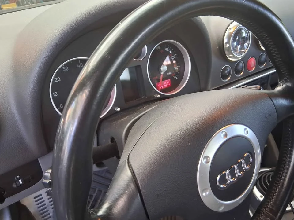 2004 Audi Coupe & Cabriolet - Image 5 of 6