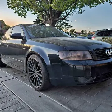 2004 Audi A4 1.8T Quattro Sedan