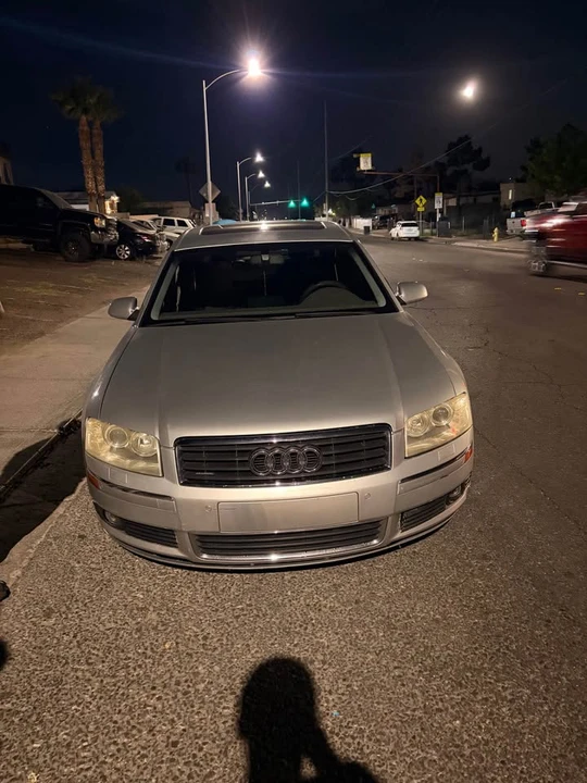 2004 Audi D3 A8 - Image 2 of 6