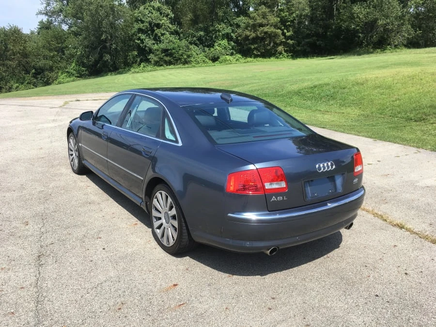 2004 Audi D3 A8 - Image 2 of 4
