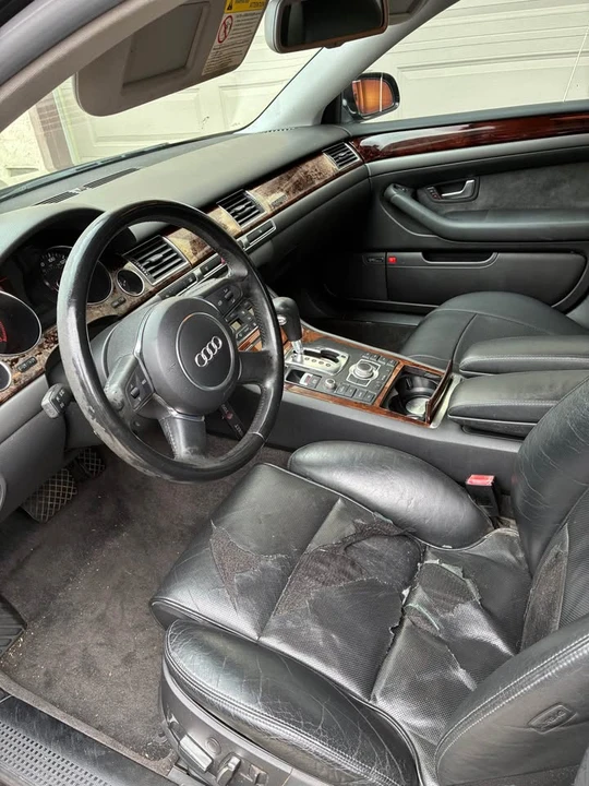 2004 Audi D3 A8 - Image 4 of 8