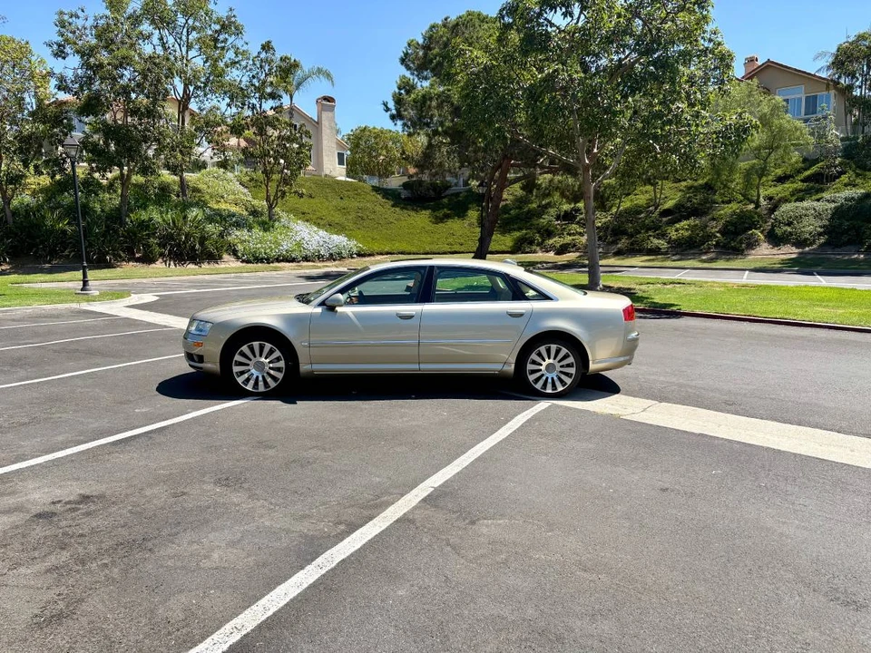 2004 Audi D3 A8 - Image 4 of 24
