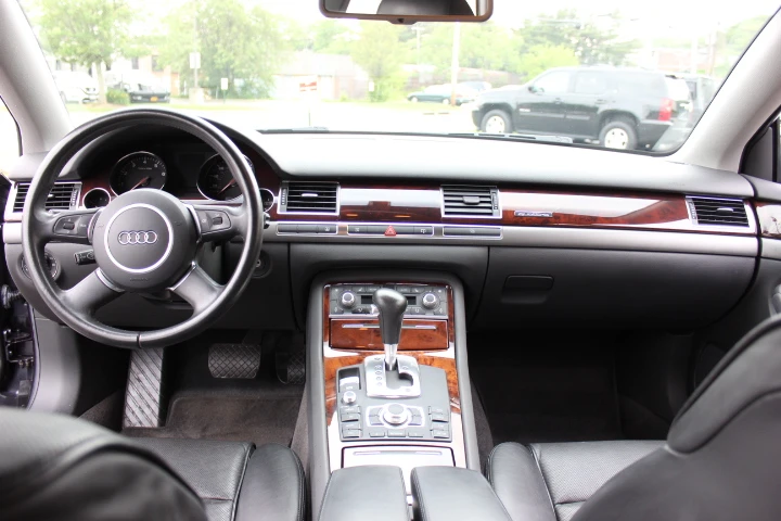 2004 Audi D3 A8 - Image 30 of 31