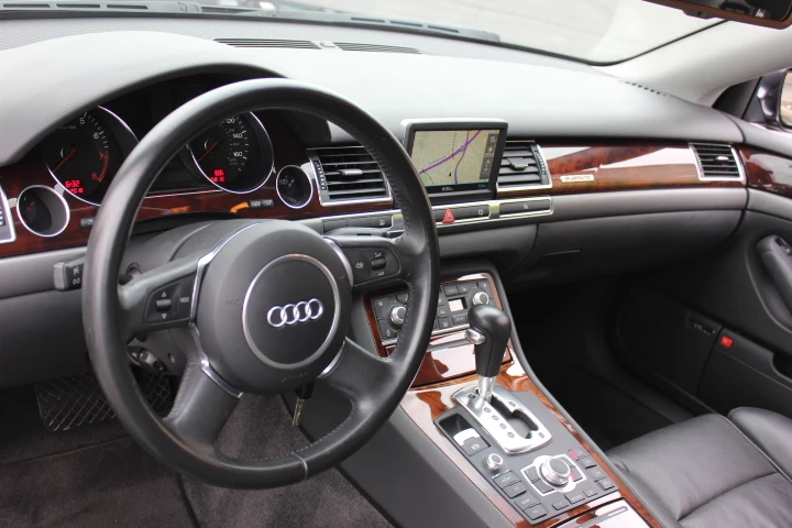 2004 Audi D3 A8 - Image 25 of 31
