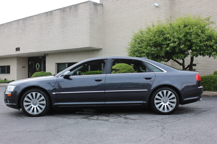 2004 Audi D3 A8 - Image 2 of 31