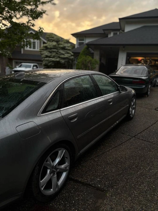 2004 Audi D3 A8 - Image 2 of 13