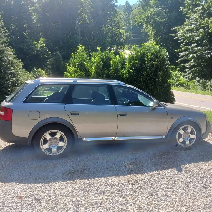 2004 Audi Allroad - Image 2 of 4