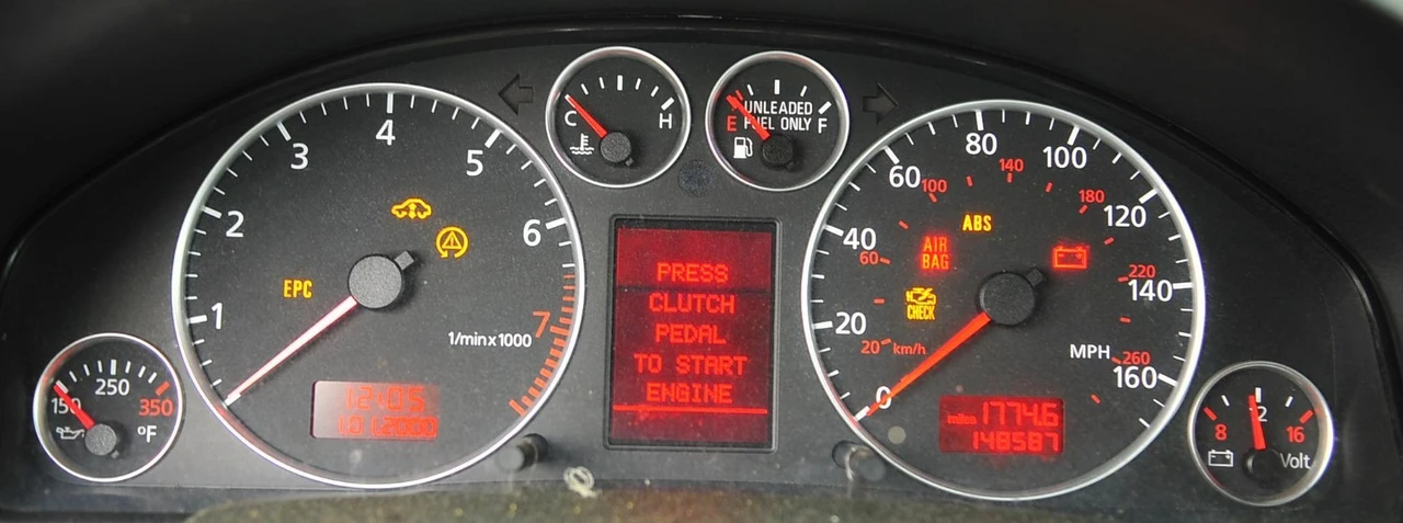 2004 Audi Allroad - Image 2 of 21