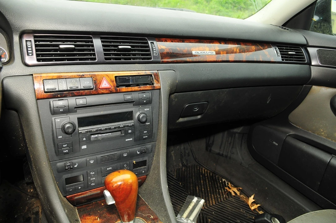 2004 Audi Allroad - Image 12 of 21