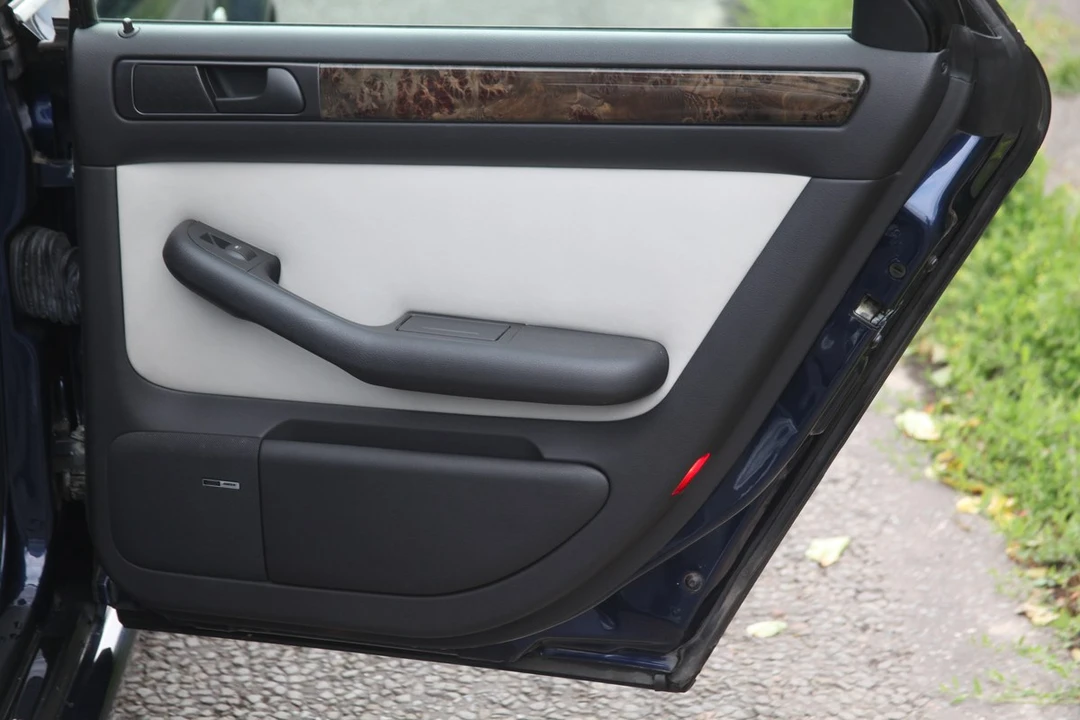 2004 Audi C5 RS6 - Image 25 of 30