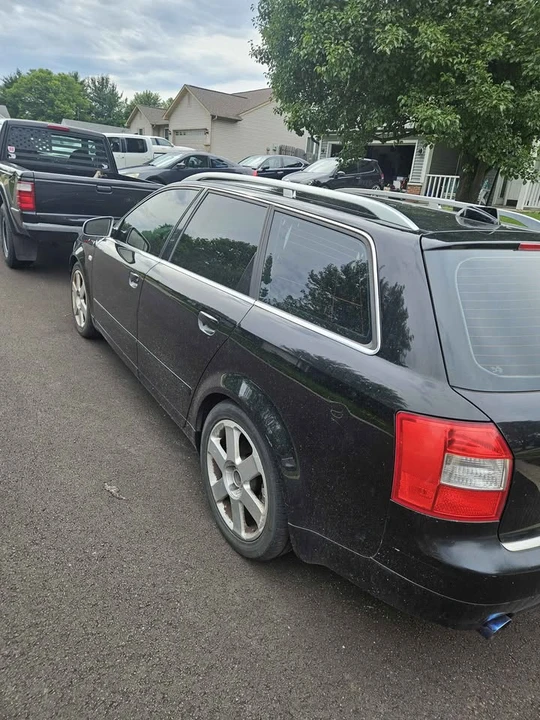 2004 Audi - Image 2 of 6