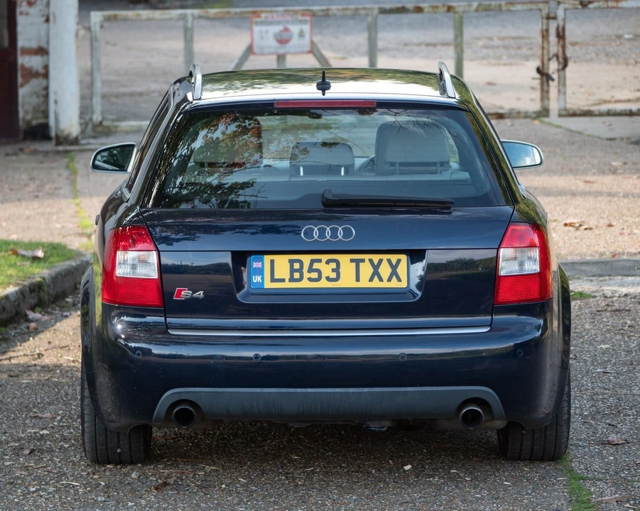 2004 Audi B6 S4 - Image 13 of 30