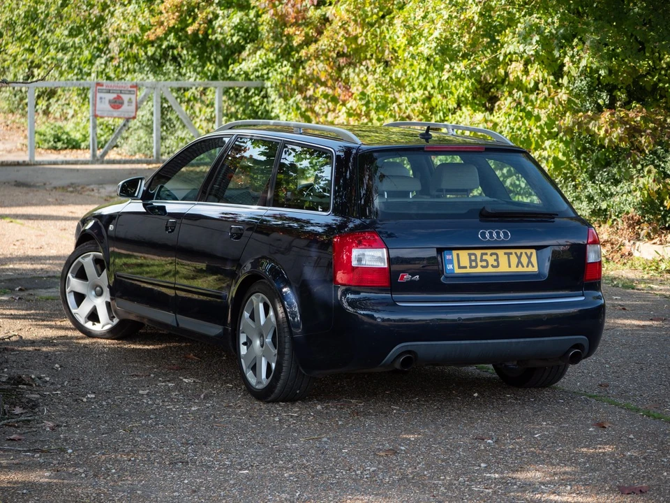 2004 Audi B6 S4 - Image 10 of 30