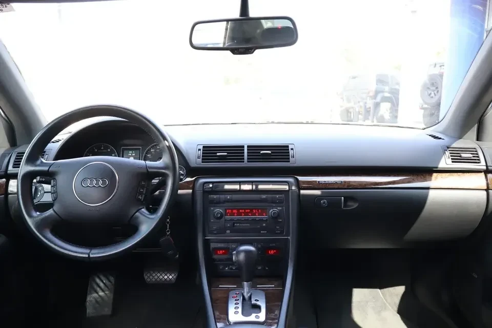 2004 Audi B6 S4 - Image 11 of 20