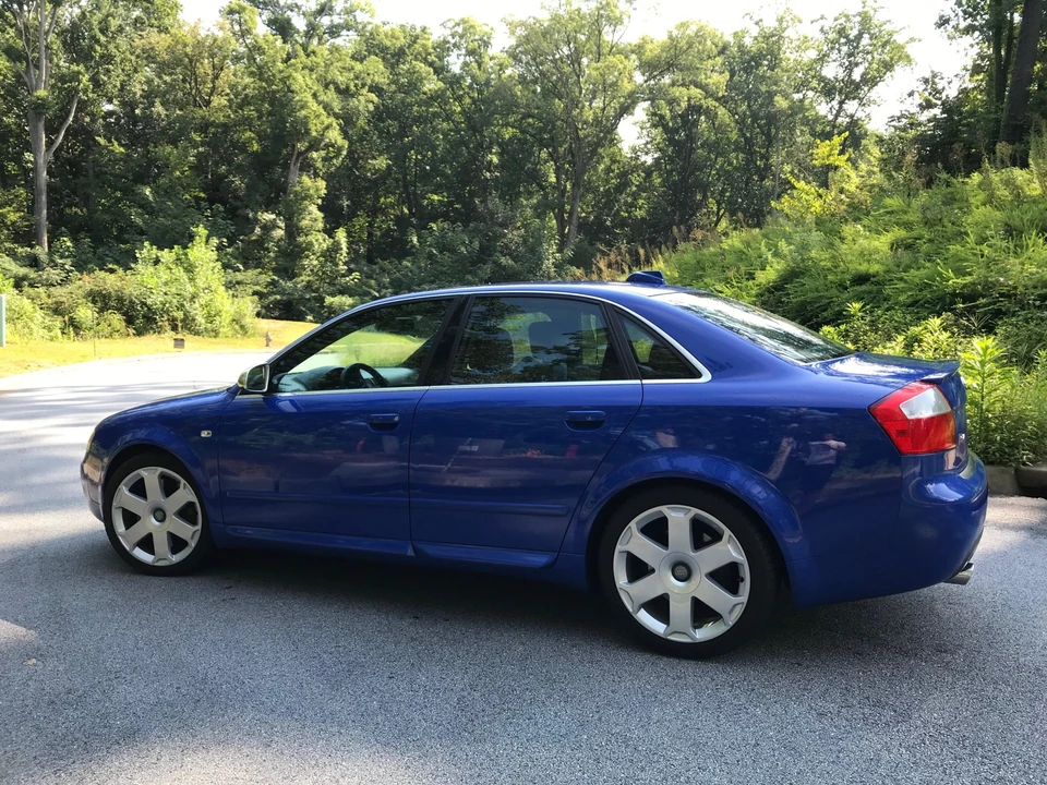 2004 Audi B6 S4 - Image 9 of 31