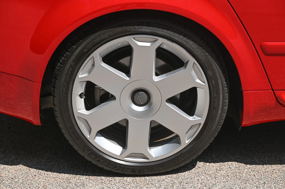 2004 Audi B6 S4 - Image 30 of 31
