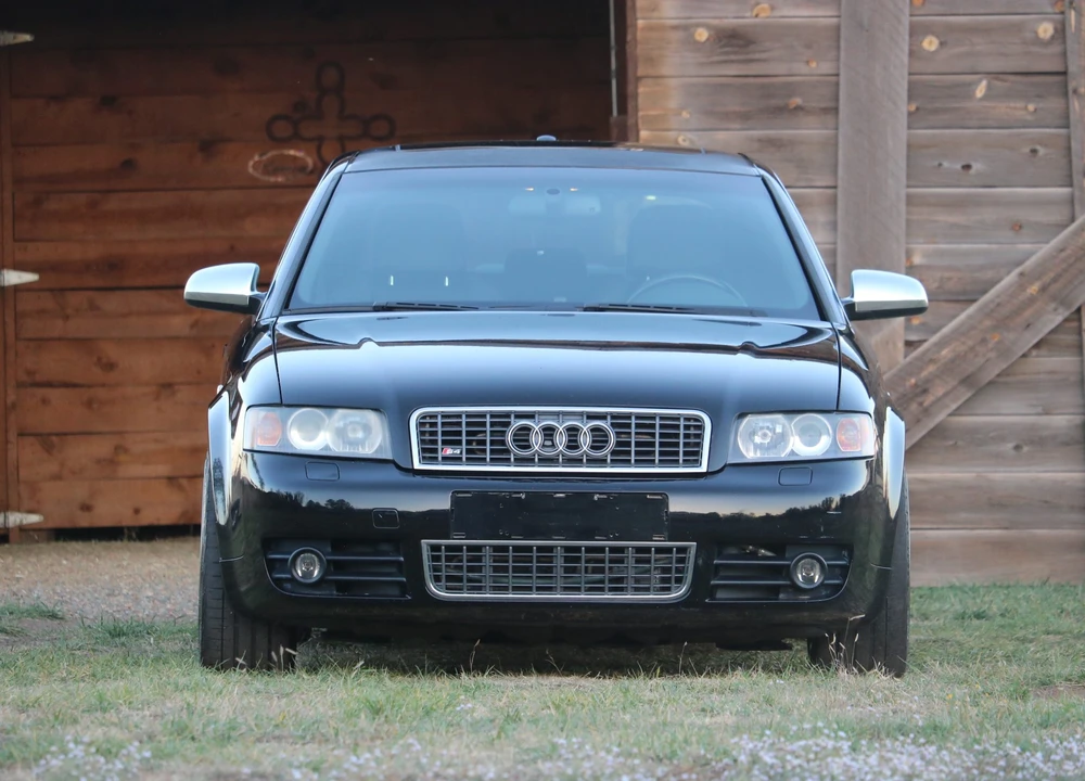 2004 Audi B6 S4 - Image 3 of 31