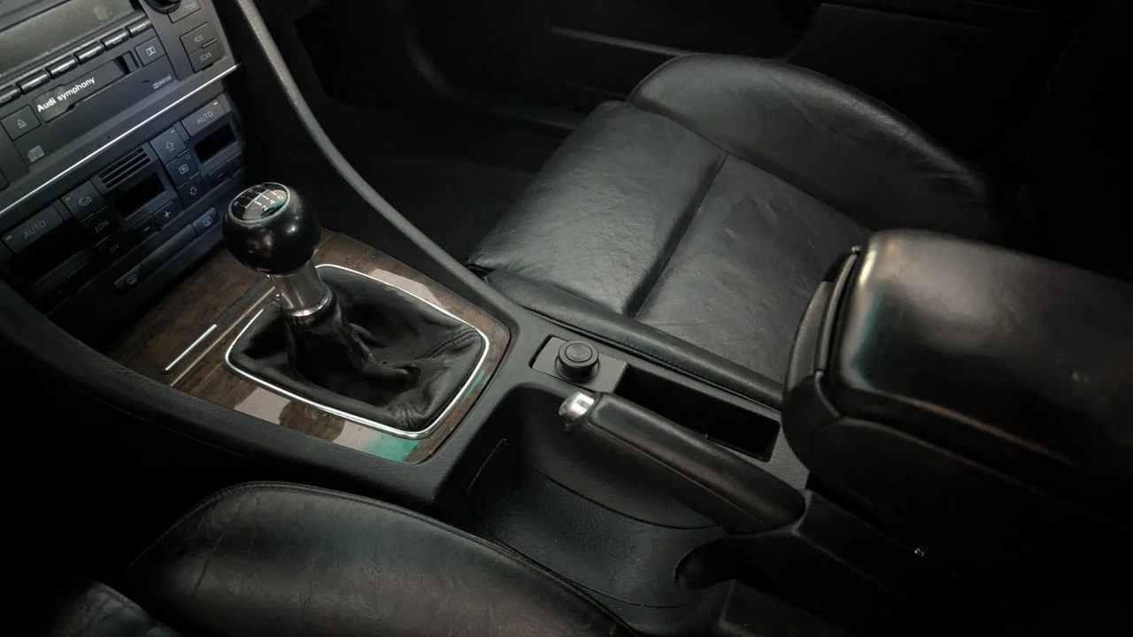 2004 Audi B6 S4 - Image 15 of 30