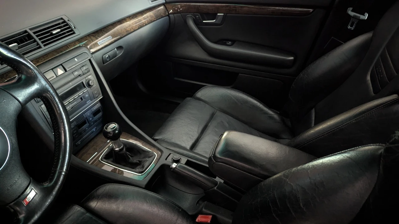 2004 Audi B6 S4 - Image 14 of 30