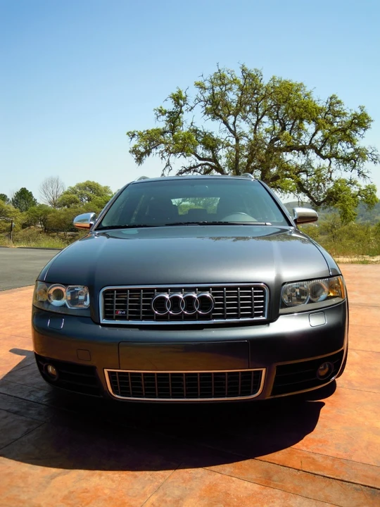 2004 Audi B6 S4 - Image 2 of 5