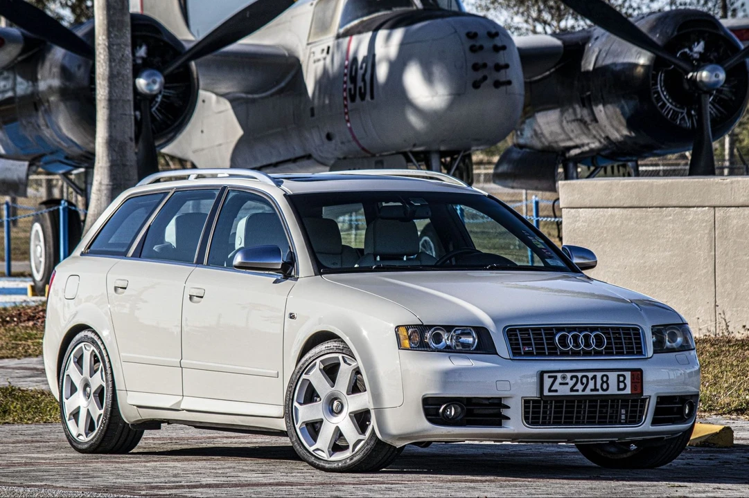 2004 Audi B6 S4 - Image 2 of 31