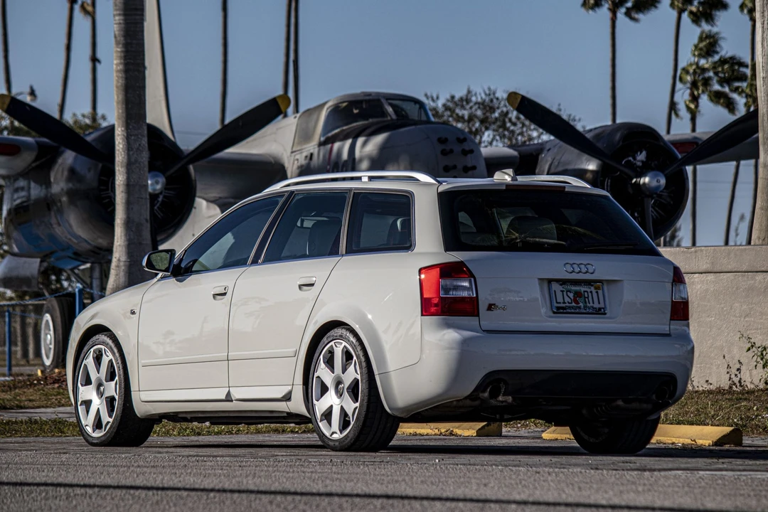 2004 Audi B6 S4 - Image 9 of 31
