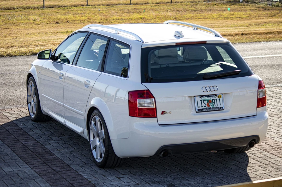 2004 Audi B6 S4 - Image 10 of 31