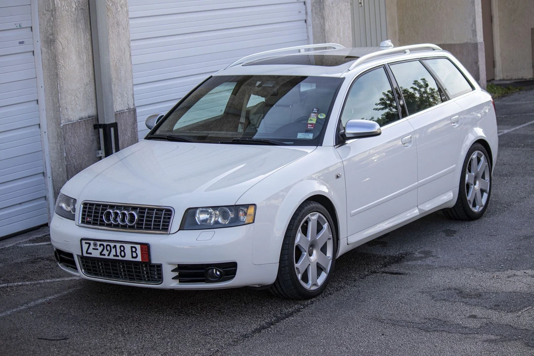 2004 Audi B6 S4 - Image 13 of 31