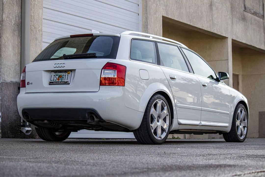 2004 Audi B6 S4 - Image 8 of 31